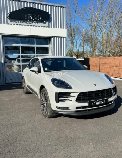 Polissage sur Porsche
